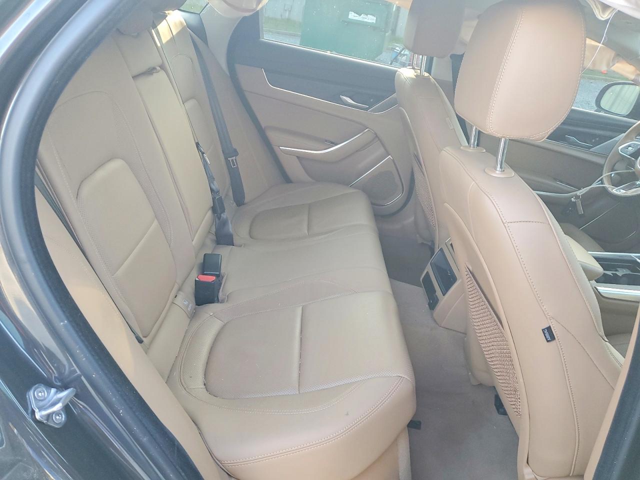 2023 JAGUAR XF SE