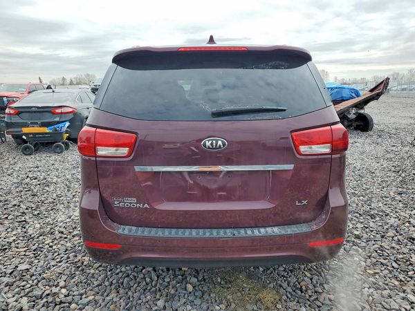 2016 KIA SEDONA LX - Middle-low