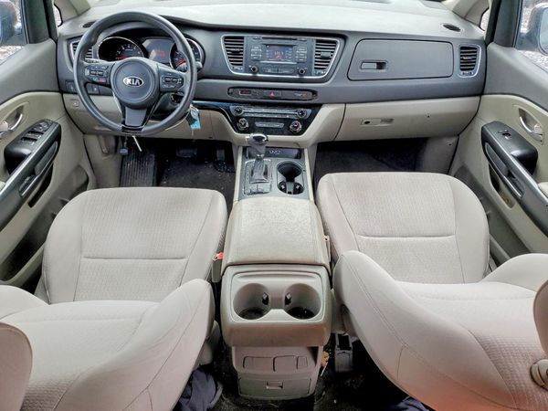 2016 KIA SEDONA LX - Middle-low