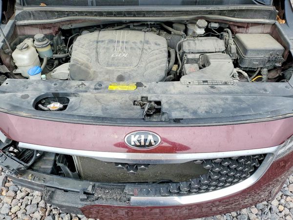 2016 KIA SEDONA LX - Middle-low