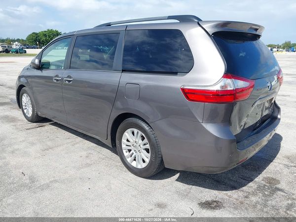 2016 TOYOTA SIENNA XLE PREMIUM 8 PASSENGER — I3