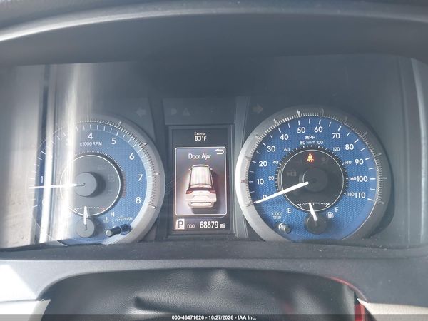 2016 TOYOTA SIENNA XLE PREMIUM 8 PASSENGER — I7