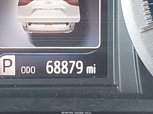 2016 TOYOTA SIENNA XLE PREMIUM 8 PASSENGER — I118