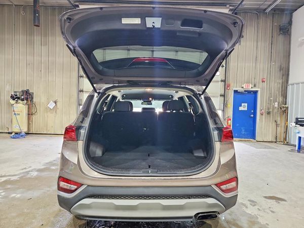 2019 HYUNDAI SANTA FE SE