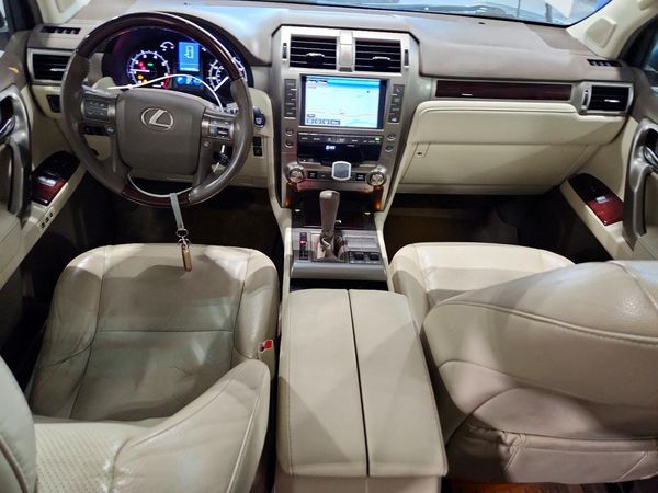 2016 LEXUS GX 460