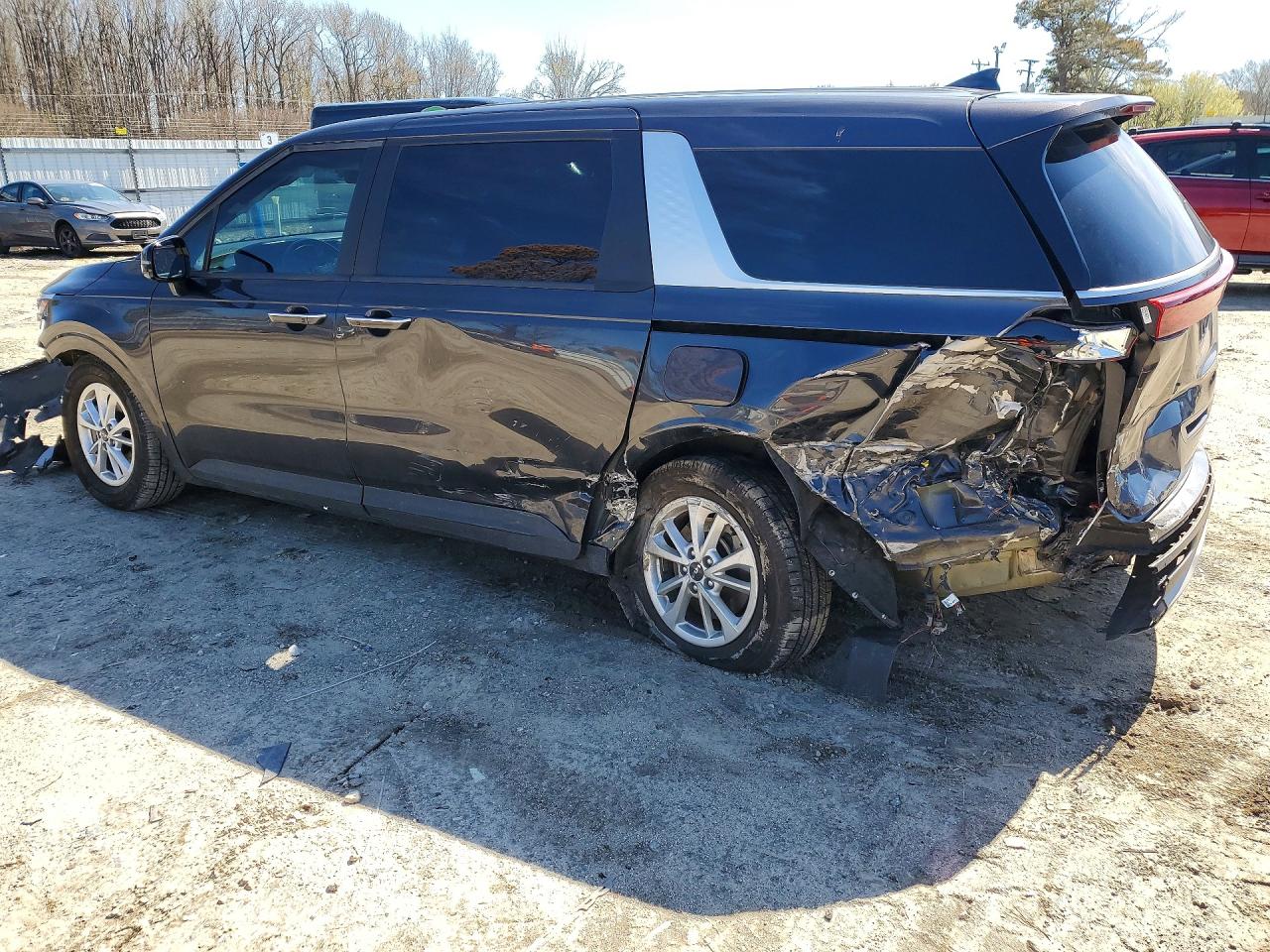 2023 KIA CARNIVAL LX, LX Seat Package