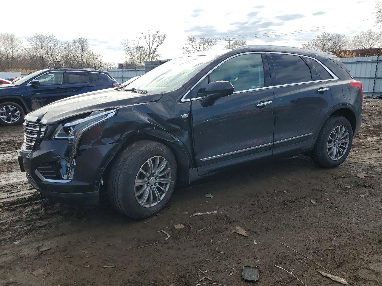 2017 CADILLAC XT5 Luxury
