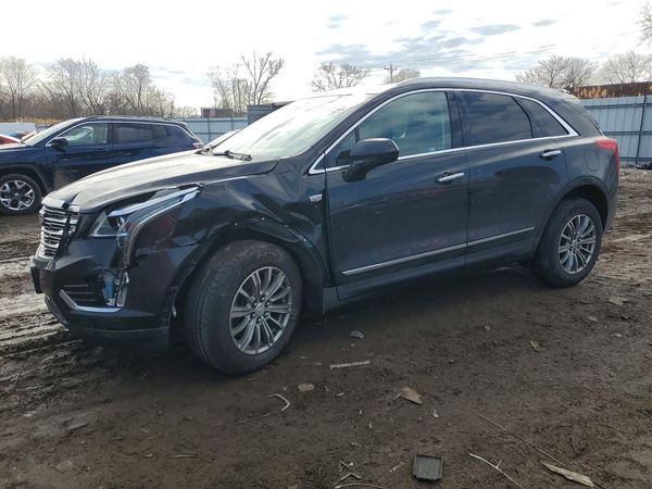 2017 CADILLAC XT5 Luxury