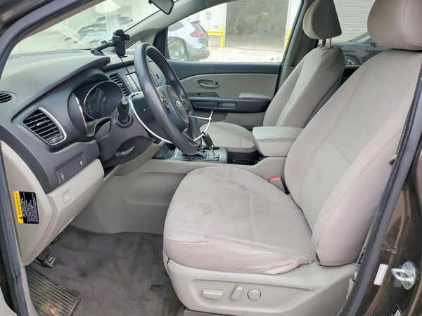 2017 KIA SEDONA