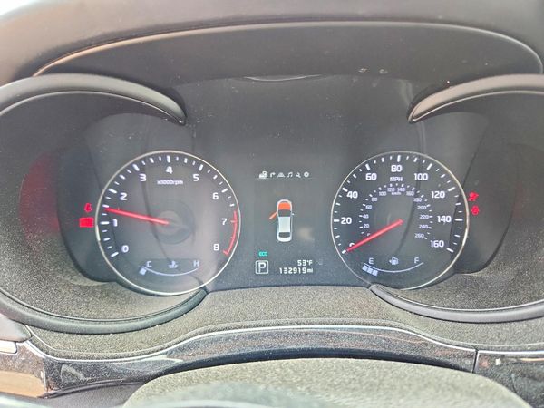 2016 KIA K900