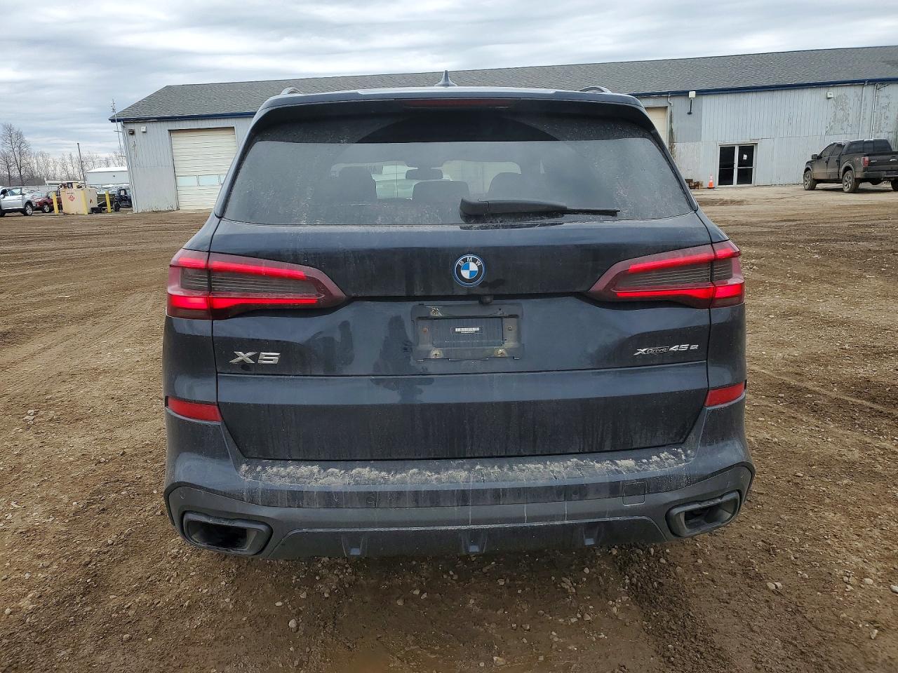 2023 BMW X5 xDrive45e
