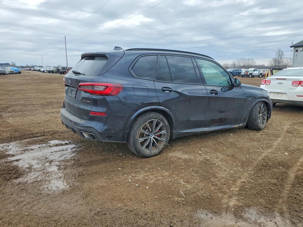 2023 BMW X5 xDrive45e