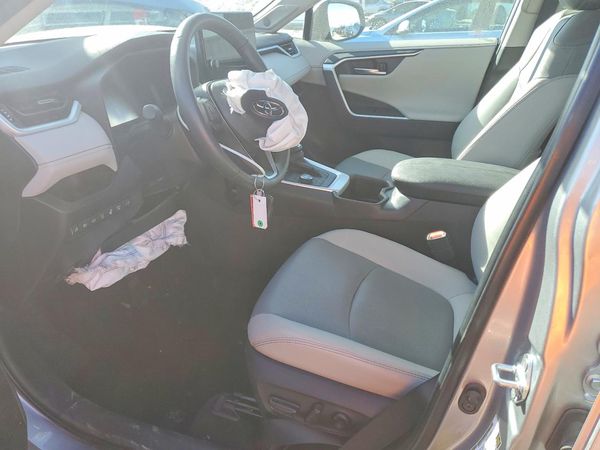 2024 TOYOTA RAV4 Limited