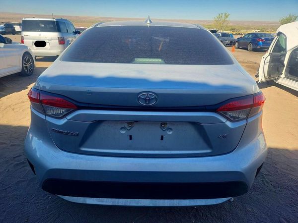 2021 TOYOTA COROLLA