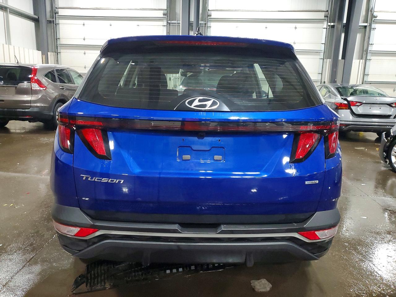2022 HYUNDAI TUCSON SE