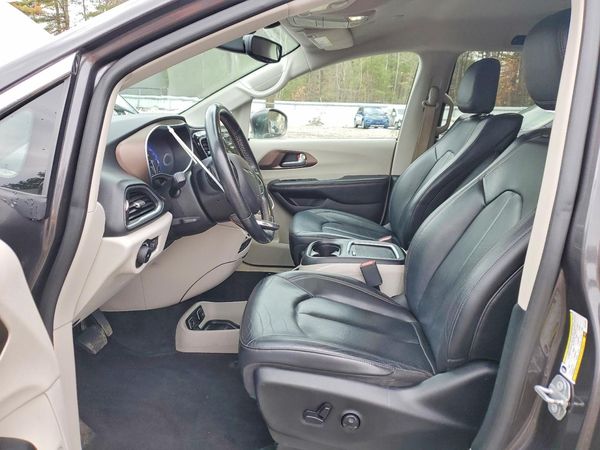 2019 CHRYSLER PACIFICA Touring L Plus
