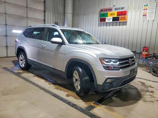 2018 VOLKSWAGEN ATLAS 4Motion SE