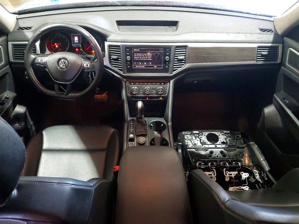 2018 VOLKSWAGEN ATLAS 4Motion SE