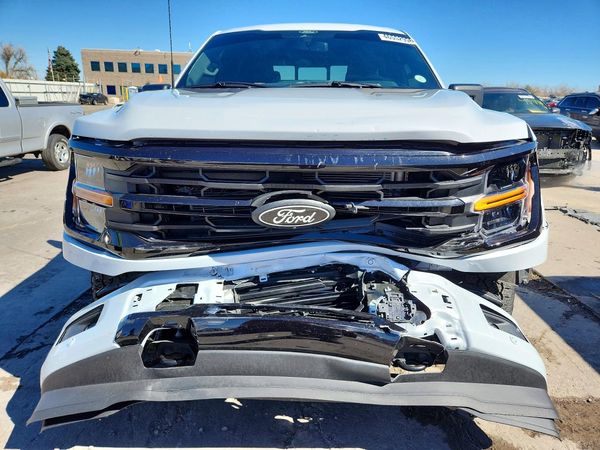2025 FORD F150 XLT