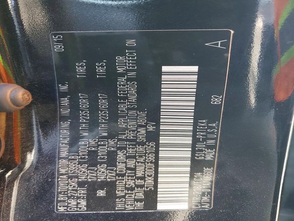2015 TOYOTA SIENNA