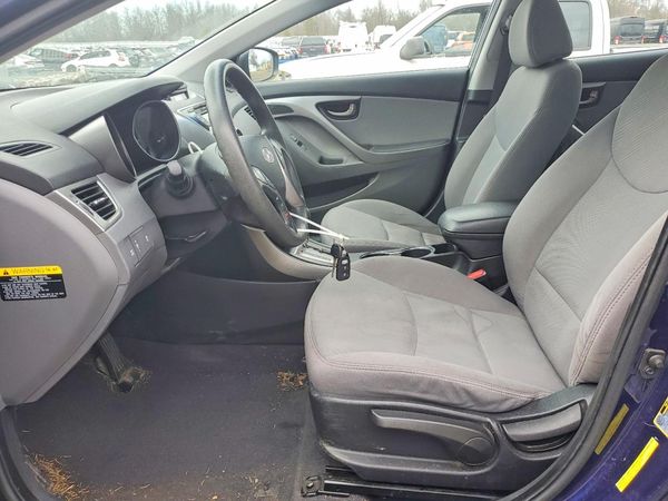 2013 HYUNDAI ELANTRA