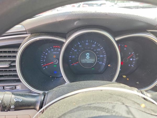 2015 KIA OPTIMA GL - Middle-low