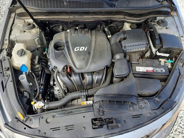 2015 KIA OPTIMA GL - Middle-low