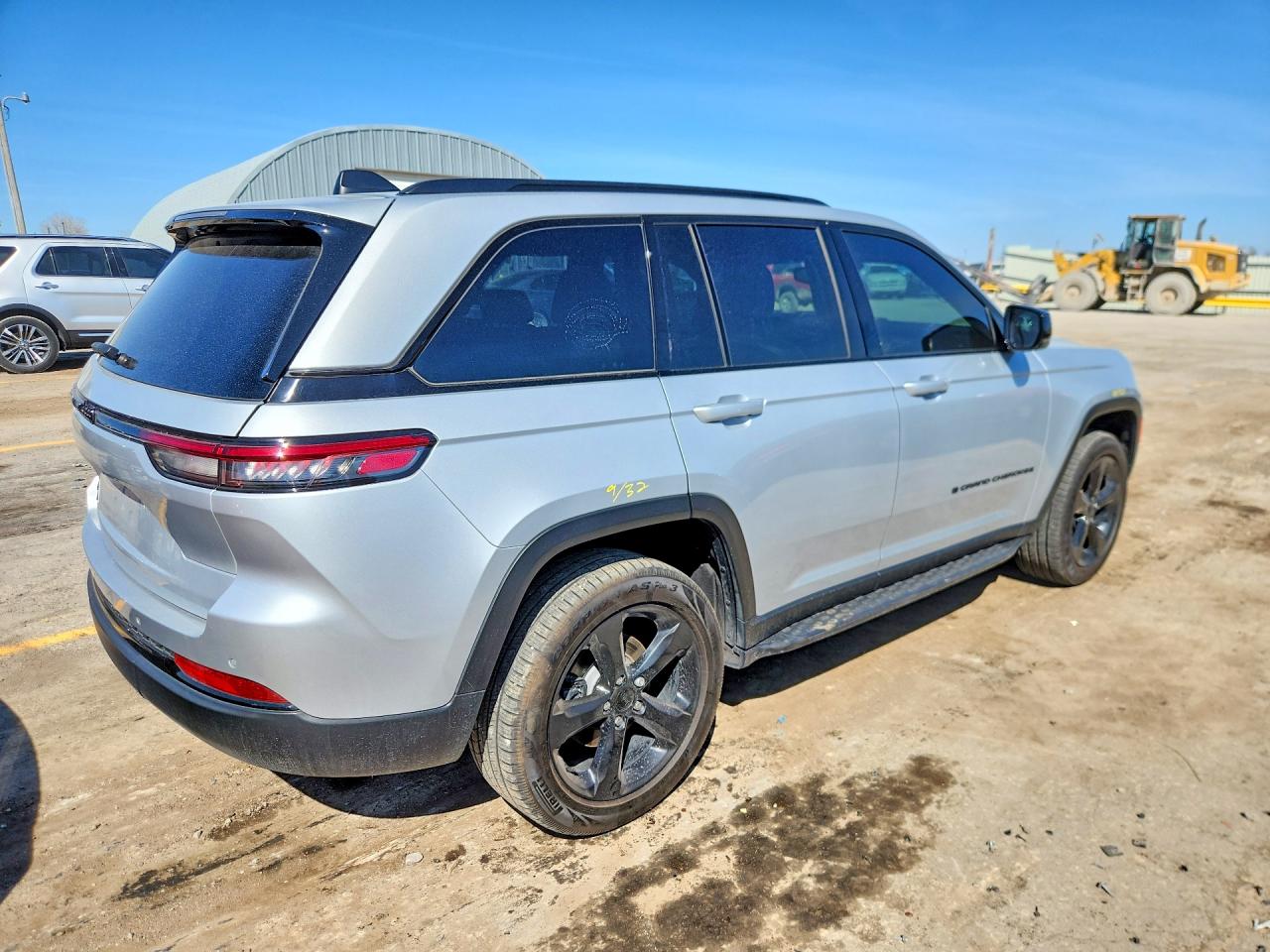 2022 JEEP GRAND CHEROKEE LAREDO 4X4