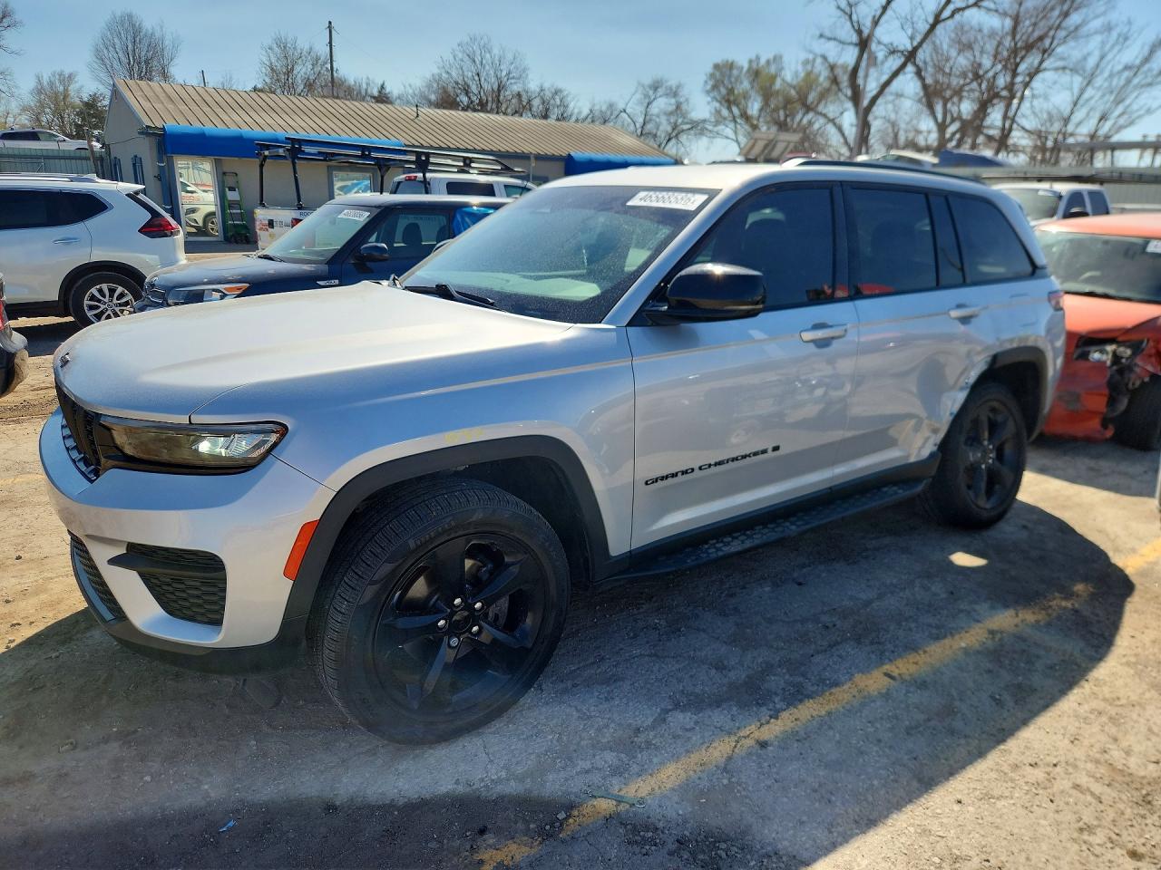 2022 JEEP GRAND CHEROKEE LAREDO 4X4