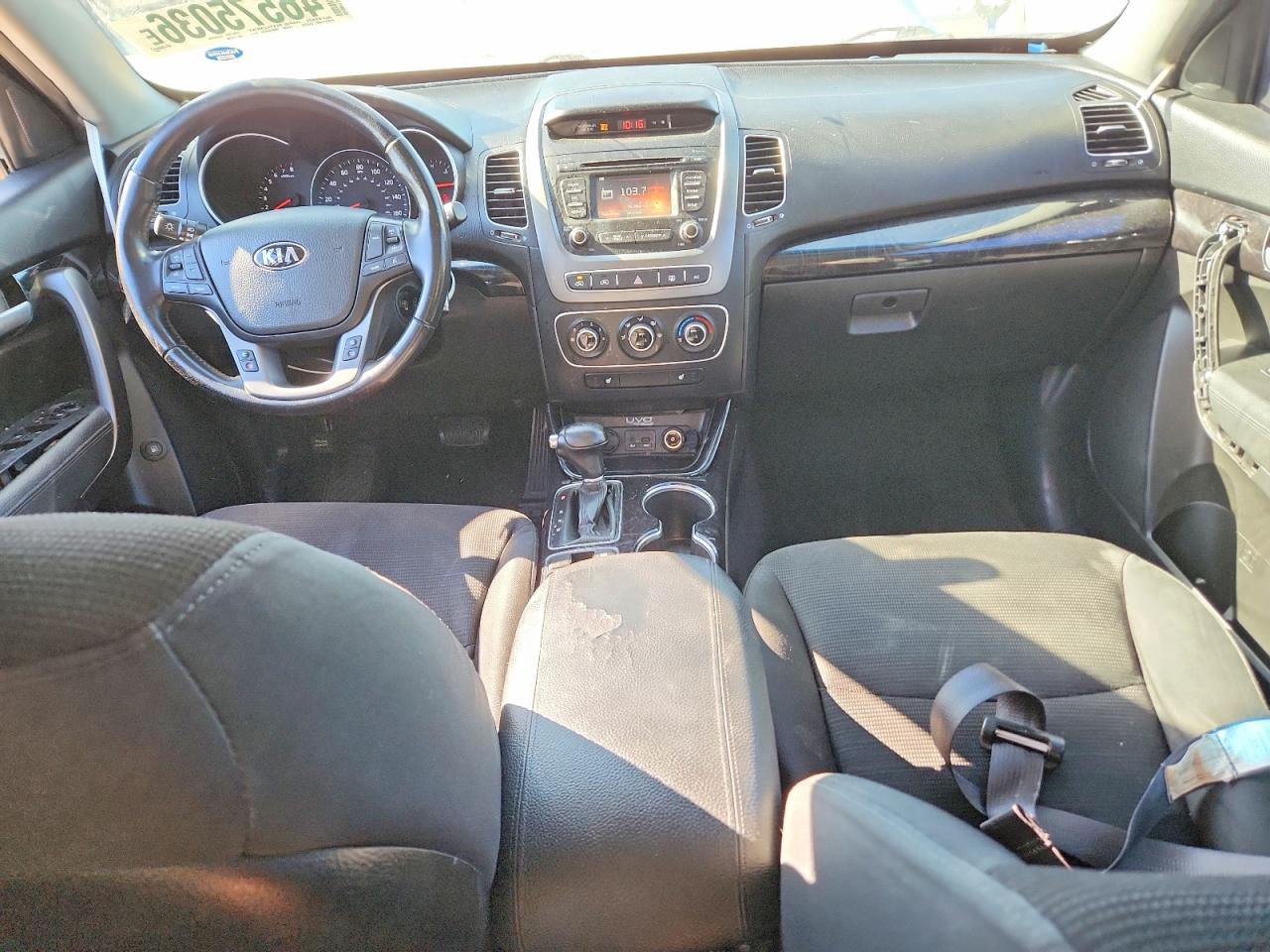 2015 KIA SORENTO GL