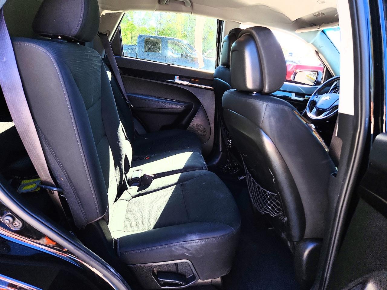 2015 KIA SORENTO GL
