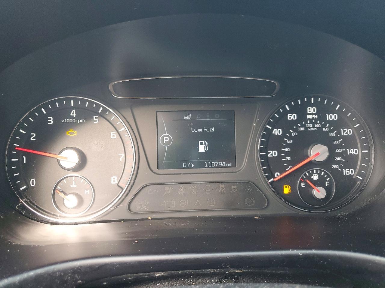 2017 KIA SORENTO L, LX