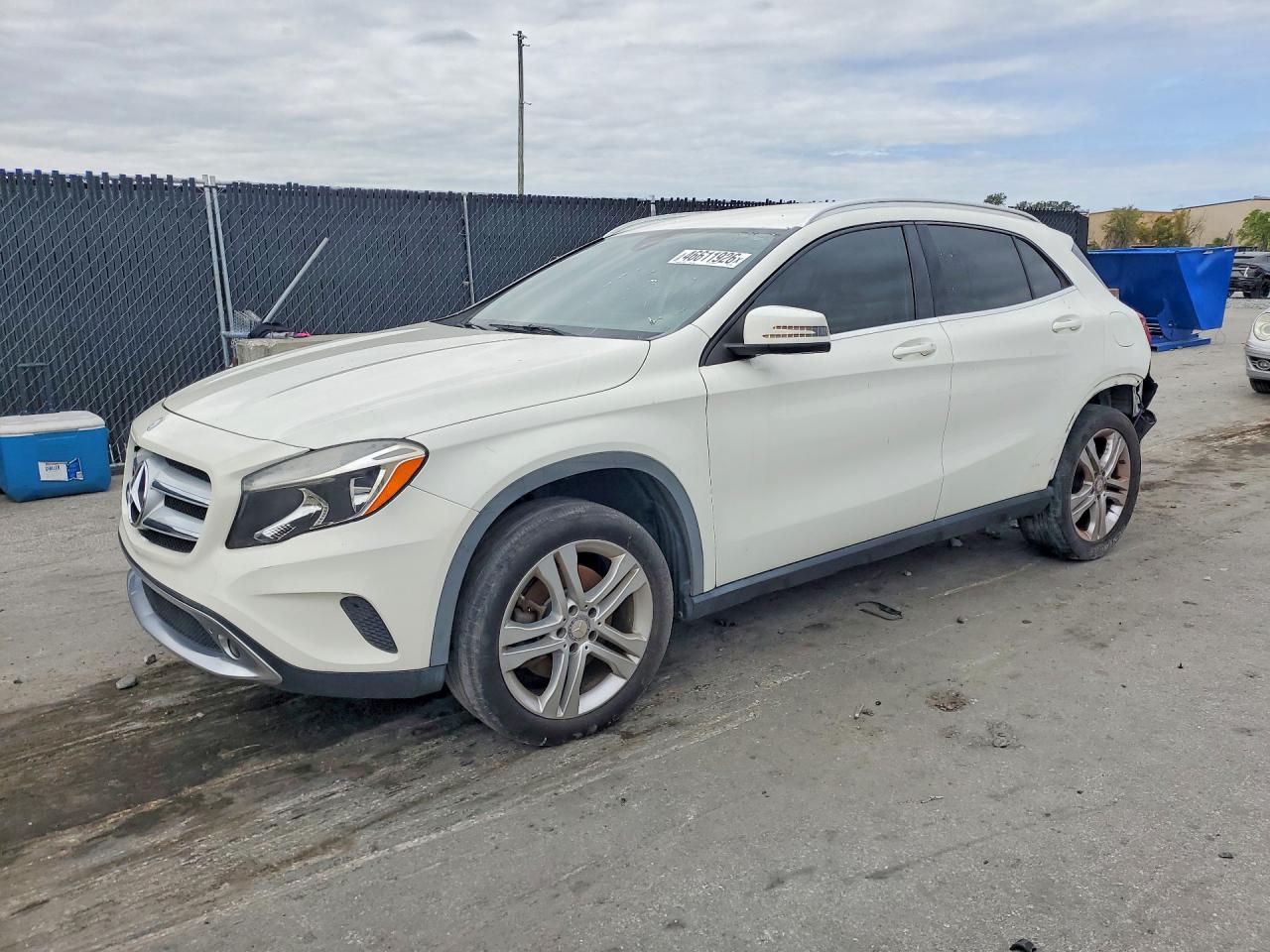 2015 MERCEDES-BENZ GLA GLA250 4-MATIC