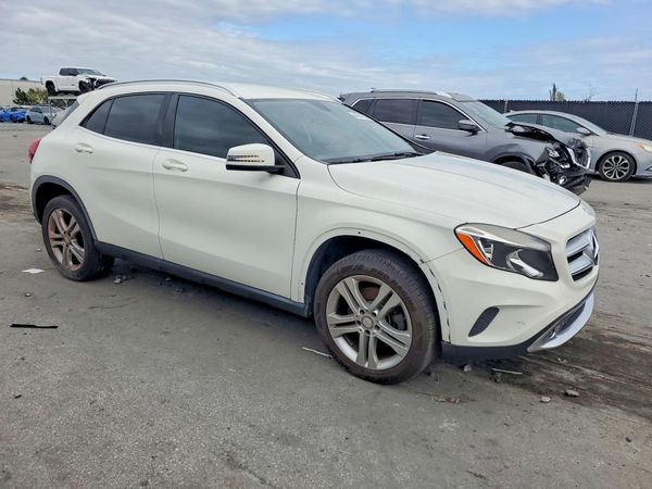 2015 MERCEDES-BENZ GLA GLA250 4-MATIC