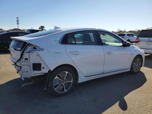 2020 HYUNDAI IONIQ PLUG-IN HYBRID SEL