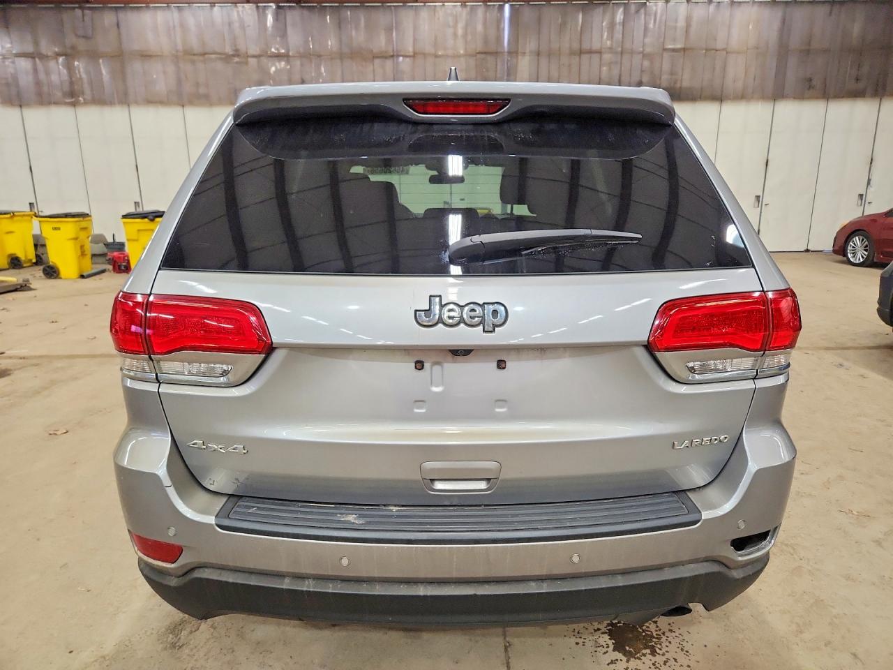 2018 JEEP GRAND CHEROKEE LAREDO 4X4
