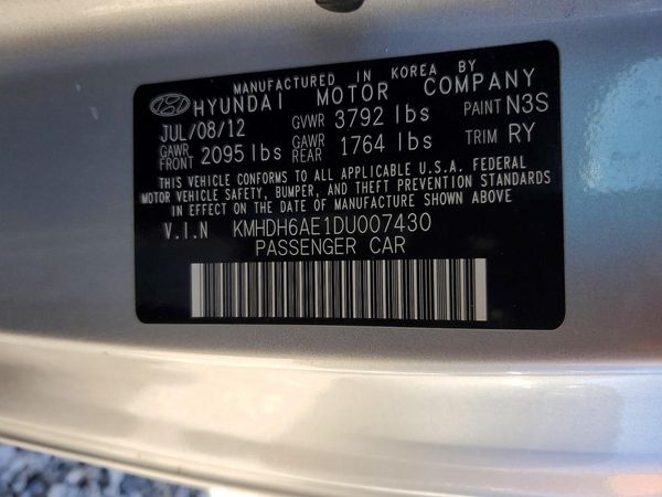 2013 HYUNDAI ELANTRA