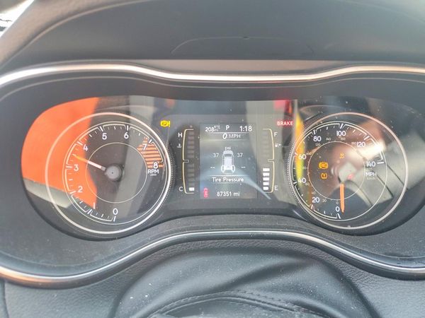 2019 JEEP CHEROKEE LATITUDE PLUS 4X4
