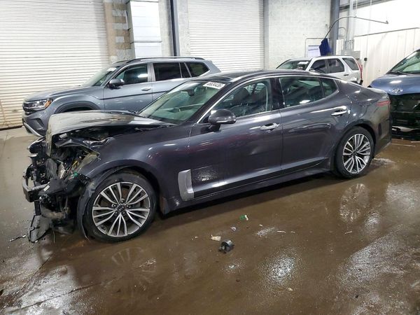 2019 KIA STINGER Base