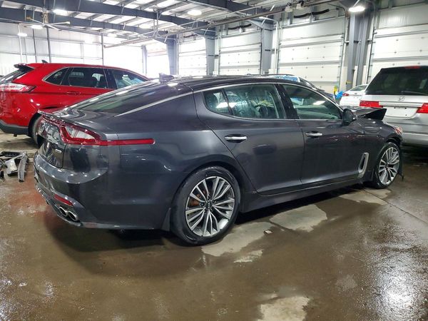 2019 KIA STINGER Base