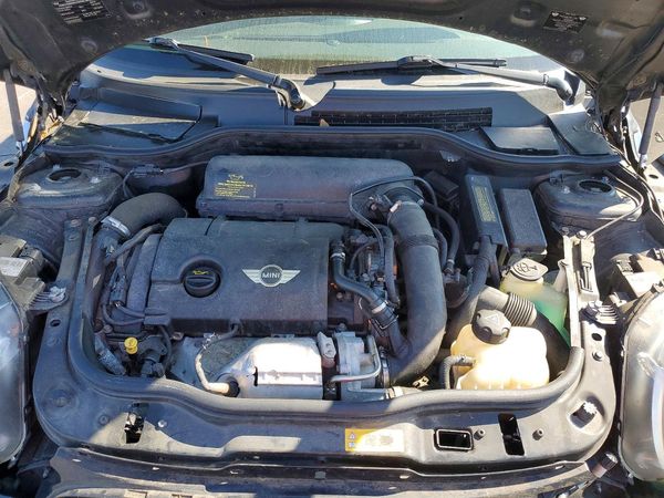 2012 MINI COOPER — Engine bay