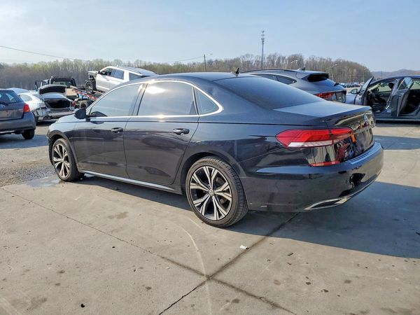 2021 VOLKSWAGEN PASSAT