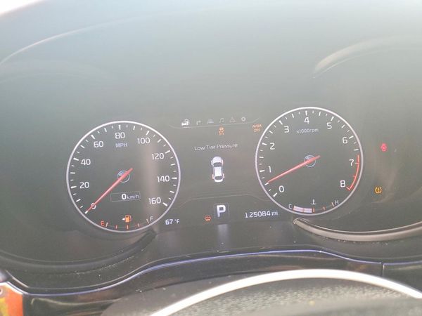 2015 KIA K900 KH