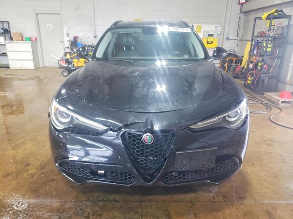 2018 ALFA ROMEO STELVIO AWD