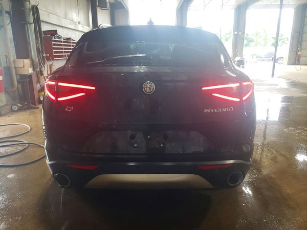 2018 ALFA ROMEO STELVIO AWD