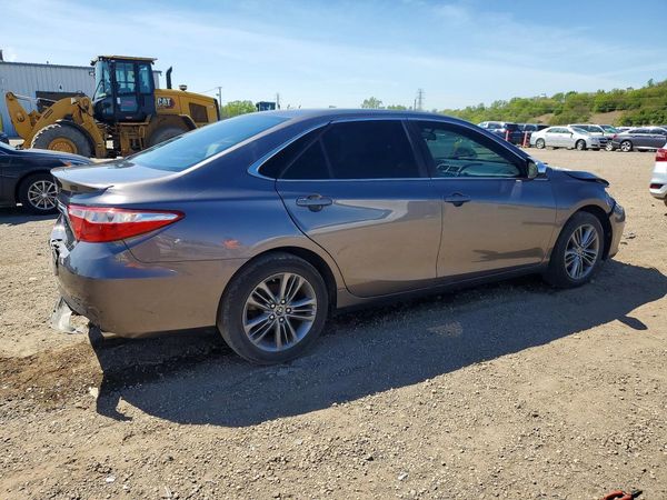 2015 TOYOTA CAMRY