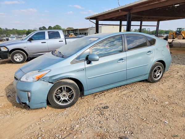 2013 TOYOTA PRIUS