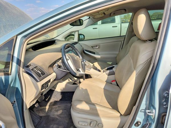 2013 TOYOTA PRIUS