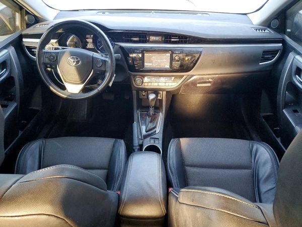 2016 TOYOTA COROLLA