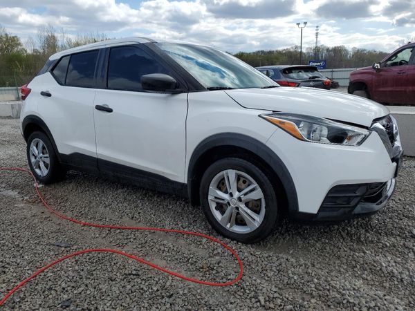 2020 NISSAN KICKS